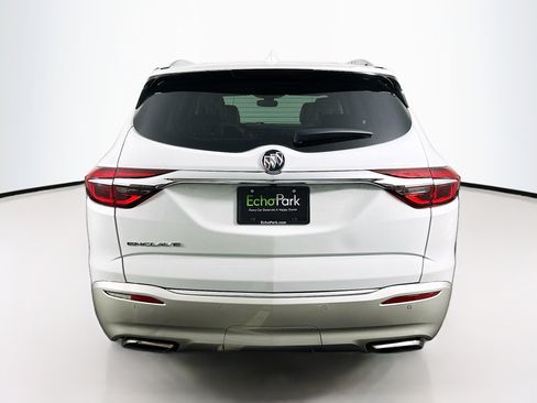 Used 2018 Buick Enclave Premium image 7