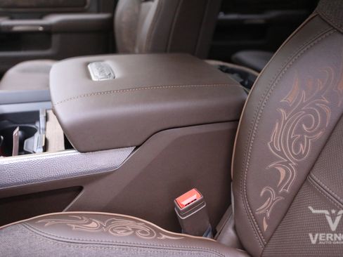 New 2026 RAM 3500 Limited image 15