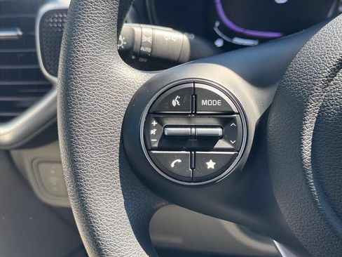 Certified 2025 Kia Soul LX FWD image 16