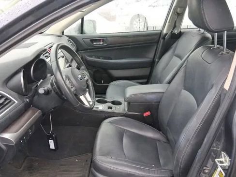 Used 2017 Subaru Legacy 2.5i Limited image 3