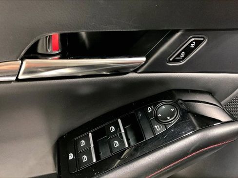 Used 2025 MAZDA CX-30 AWD 2.5 S w/ Preferred Package image 39