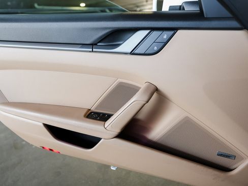 Certified 2022 Porsche 911 Carrera image 24