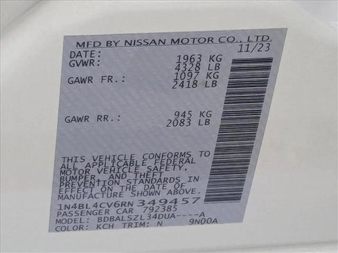 Used 2024 Nissan Altima 2.5 SR FWD image 24