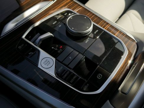 New 2026 BMW X5 sDrive40i w/ Parking Assistance Package image 12