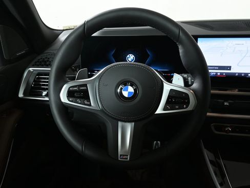 New 2026 BMW X5 xDrive40i w/ M Sport Package image 18