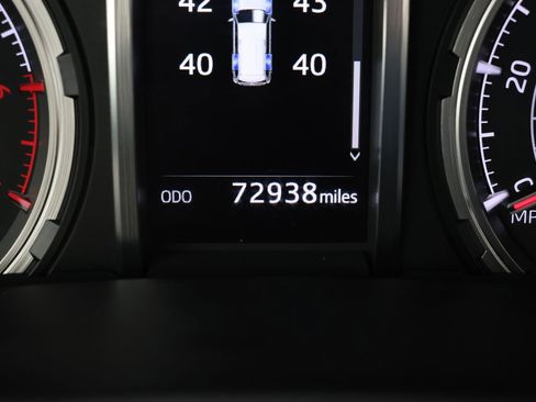 Used 2021 Toyota 4Runner TRD Off-Road Premium image 5