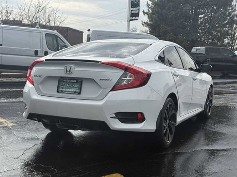 Used 2019 Honda Civic Sport image 6