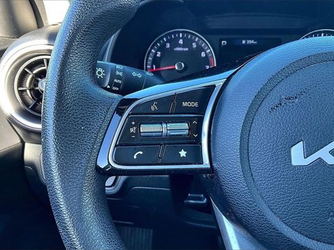 Certified 2023 Kia Forte LXS image 20