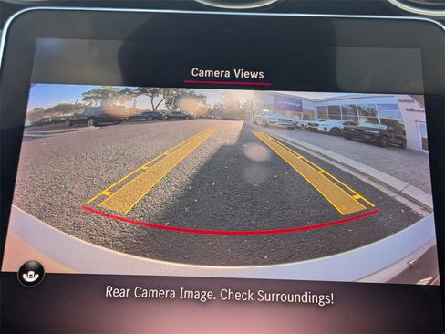 Used 2022 Mercedes-Benz C 300 Sedan image 25