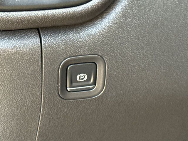 Used 2021 Chevrolet Silverado 1500 W/T RWD image 23