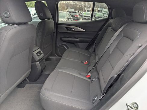 New 2026 Chevrolet Equinox EV LT image 10