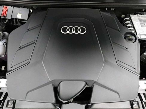 Used 2026 Audi Q8 Premium Plus w/ Premium Plus Package AWD/4WD image 40
