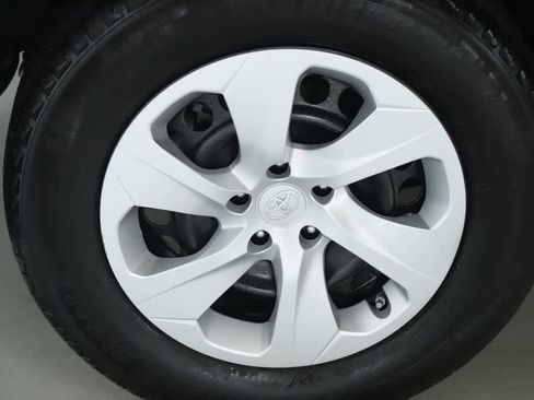 Certified 2023 Toyota RAV4 LE image 12