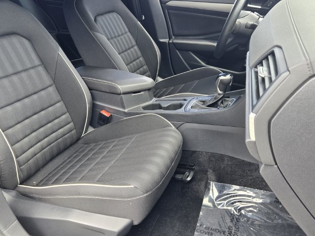 Used 2024 Volkswagen Jetta Sport FWD image 18