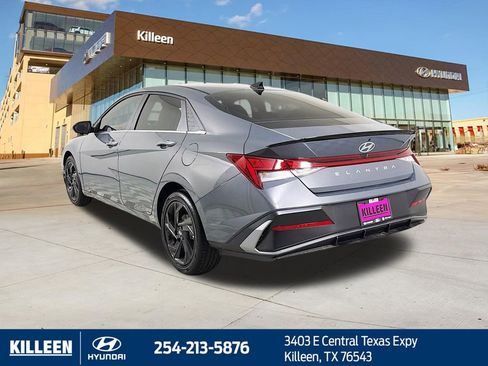 New 2026 Hyundai Elantra SEL Sport Premium FWD image 5