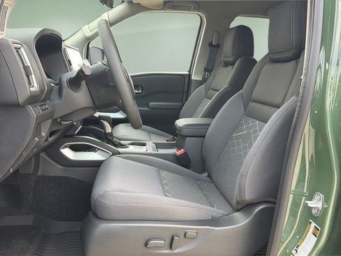 New 2026 Nissan Frontier SV w/ All-Weather Content Package AWD/4WD image 17