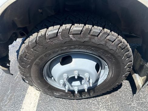 Used 2017 Ford F350 XL w/ Power Equipment Group RWD image 11