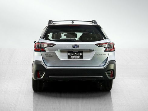 Used 2022 Subaru Outback Premium AWD/4WD image 4