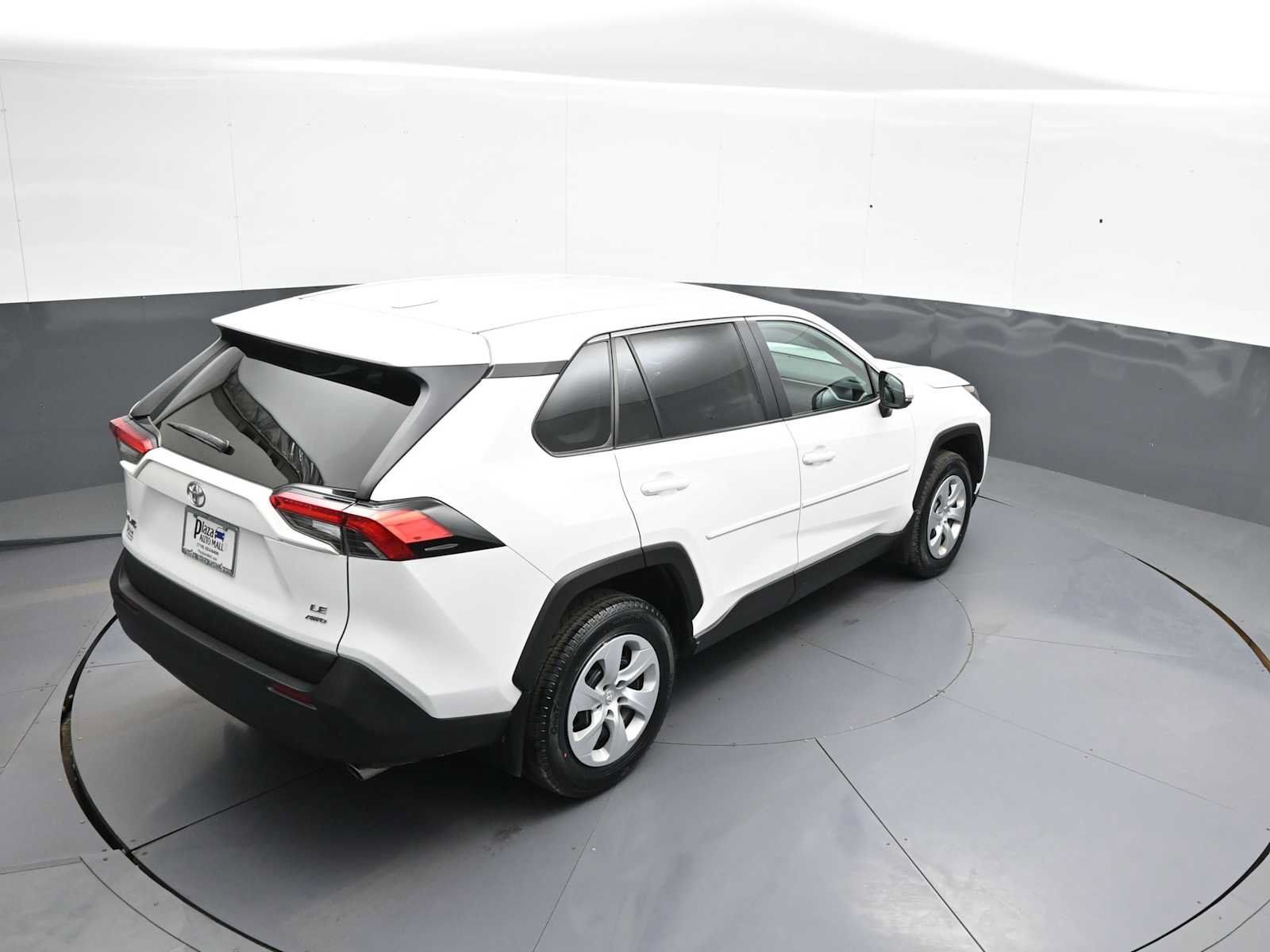 Certified 2023 Toyota RAV4 LE AWD/4WD image 37