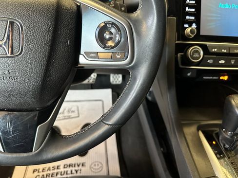 Used 2020 Honda Civic Touring image 11