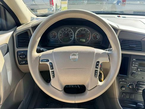 Used 2004 Volvo V70 2.5T image 19
