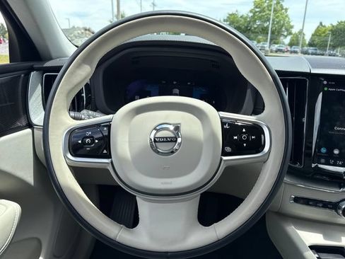 Used 2025 Volvo XC60 B5 Ultra w/ Protection Package Premier AWD/4WD image 20