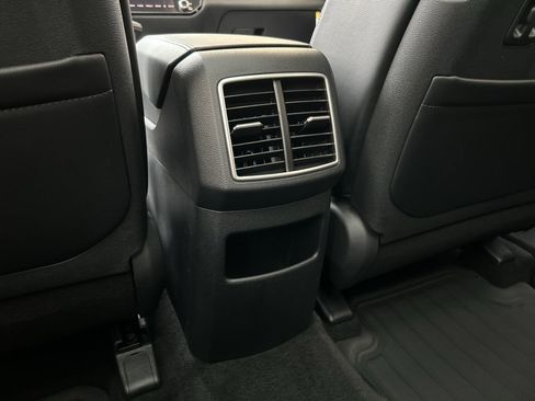 New 2026 Kia Sportage EX image 16