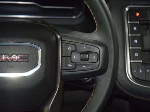 Used 2024 GMC Yukon AT4 AWD/4WD image 40