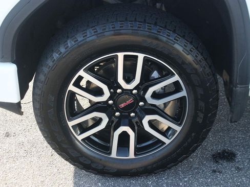 Used 2021 GMC Sierra 1500 AT4 w/ AT4 Value Package AWD/4WD image 43