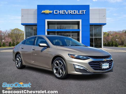 Used 2023 Chevrolet Malibu LT FWD image 1