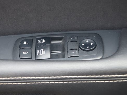 Used 2019 Dodge Challenger SRT Hellcat Redeye RWD image 13