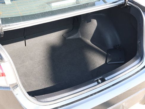 Used 2025 Toyota Corolla SE FWD image 30