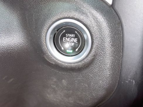 Used 2021 GMC Sierra 1500 SLT RWD image 22