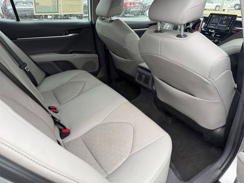 Used 2023 Toyota Camry XSE image 17