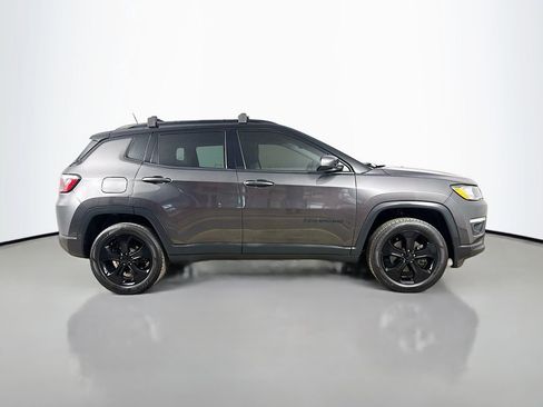 Used 2019 Jeep Compass Latitude AWD/4WD image 9