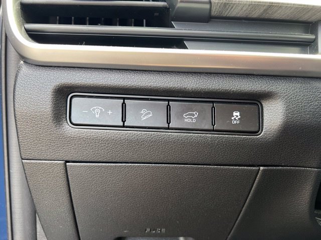 Certified 2024 Kia Telluride EX w/ EX Captain's Chair Package AWD/4WD image 12