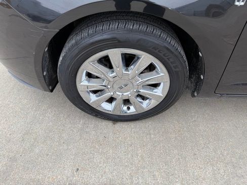 Used 2011 Lincoln MKZ image 12