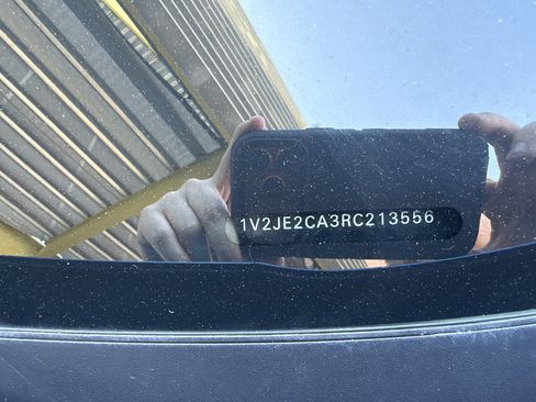 Used 2024 Volkswagen Atlas Cross Sport SE w/ Panoramic Sunroof Package FWD image 44
