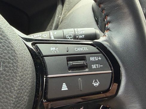 Certified 2024 Honda HR-V Sport image 5