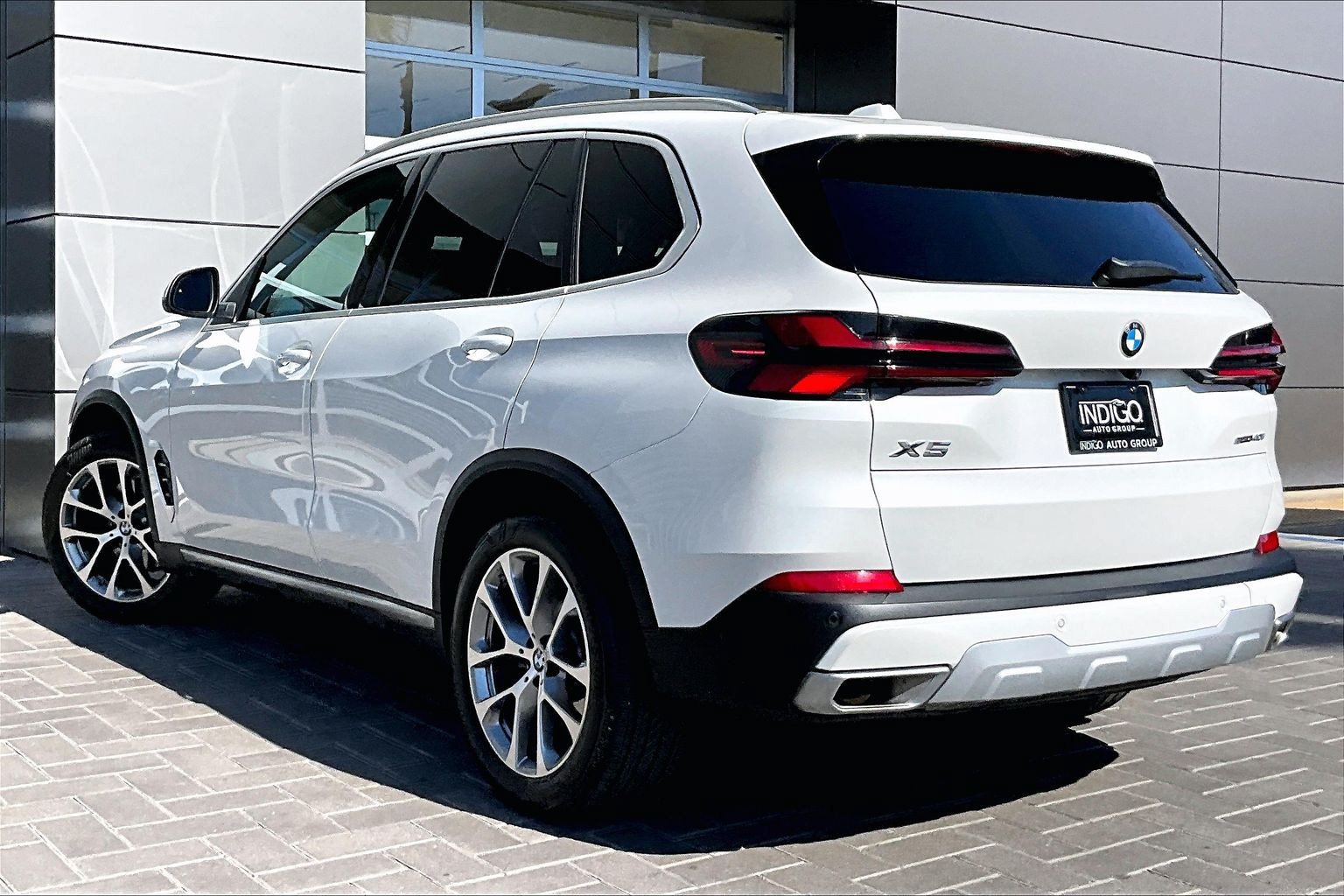 Used 2025 BMW X5 sDrive40i w/ Parking Assistance Package RWD image 12