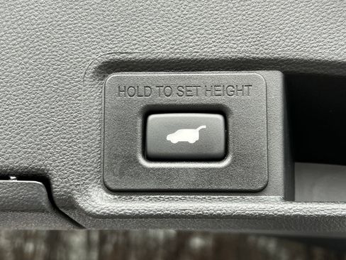 Used 2025 Acura RDX A-Spec image 25