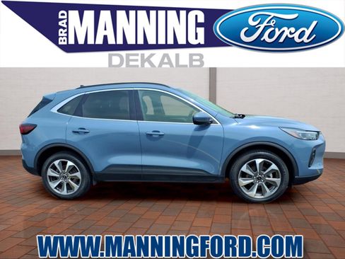 Used 2024 Ford Escape Platinum AWD/4WD image 1