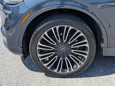 Used 2020 Lincoln Aviator Black Label w/ Dynamic Handling Package image 4