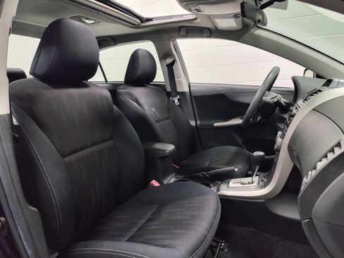 Used 2012 Toyota Corolla S image 4