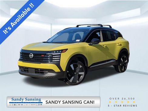 Used 2026 Nissan Kicks SR w/ Illumination Package image 1