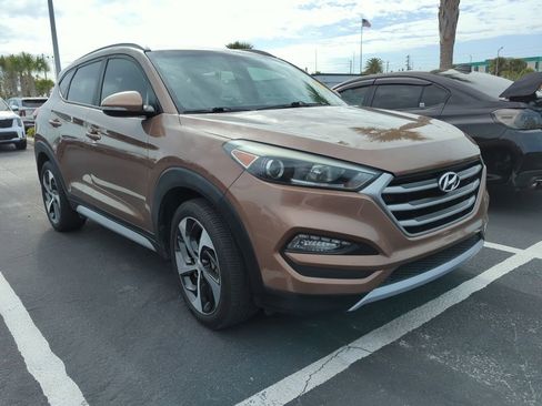 Used 2017 Hyundai Tucson Sport image 1