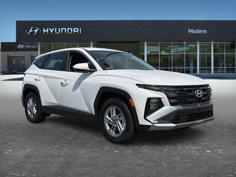 New 2026 Hyundai Tucson SE FWD image 2