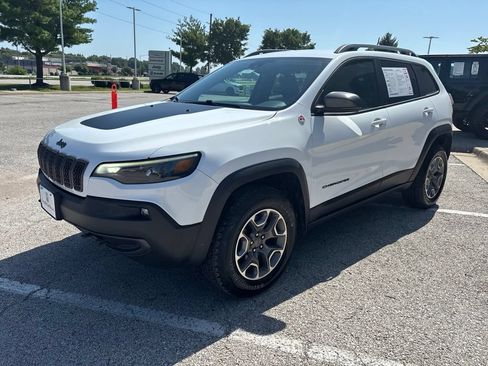 Used 2021 Jeep Cherokee Trailhawk w/ Trailer Tow Group AWD/4WD image 13