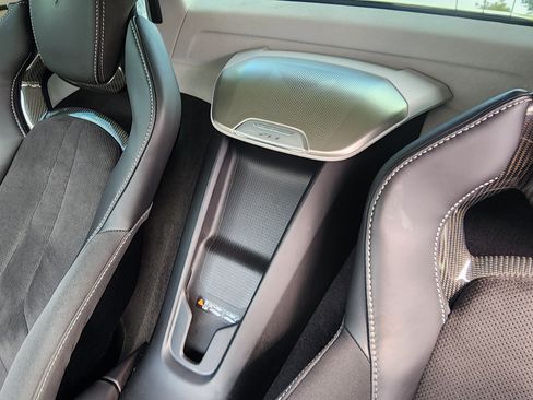 Used 2023 Chevrolet Corvette Stingray Premium Conv w/ Z51 Performance Package image 31