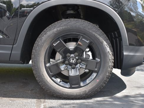 New 2026 Honda Ridgeline Black Edition image 10